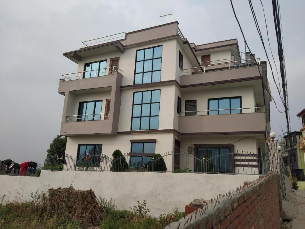 Kathmandu Airport View Hotel And Lodge Bagian luar foto