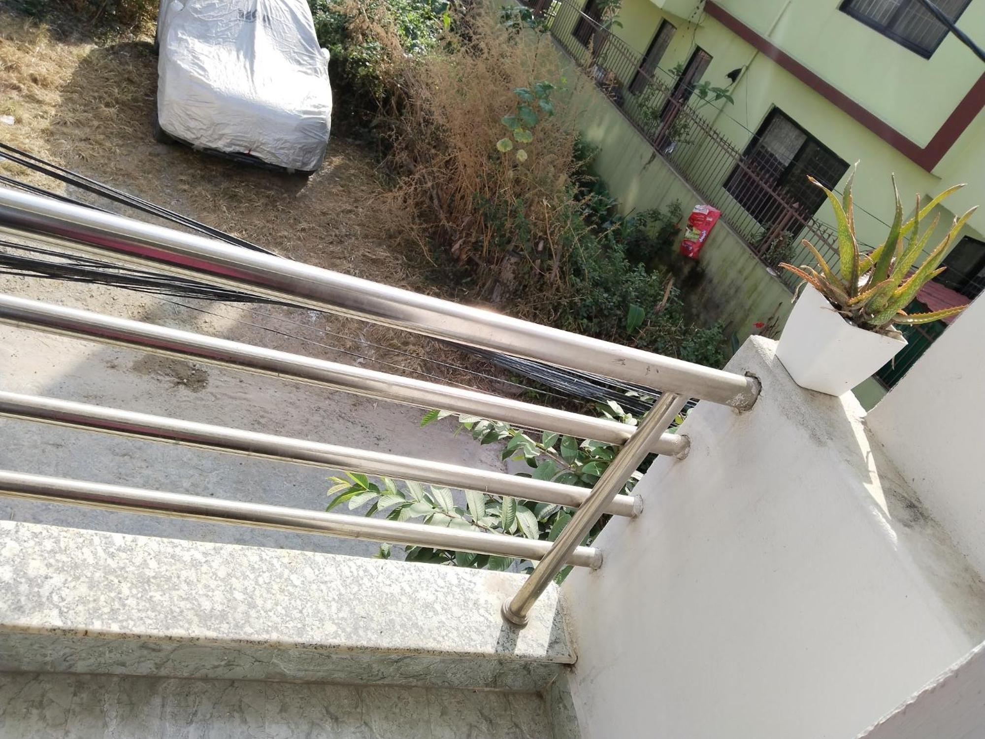 Kathmandu Airport View Hotel And Lodge Bagian luar foto